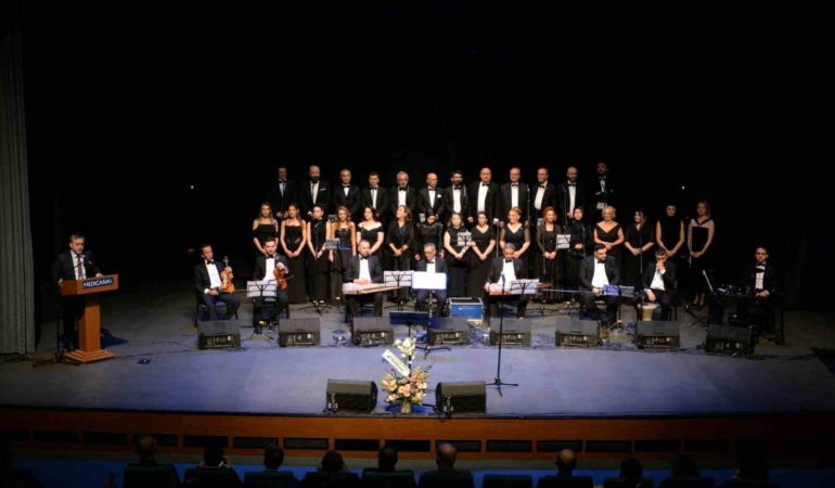 Sağlık çalışanlarından Bursalı sanatseverlere unutulmaz konser