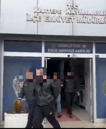 Kocaeli’de 2,85 litre sıvı metamfetamin ele geçirildi