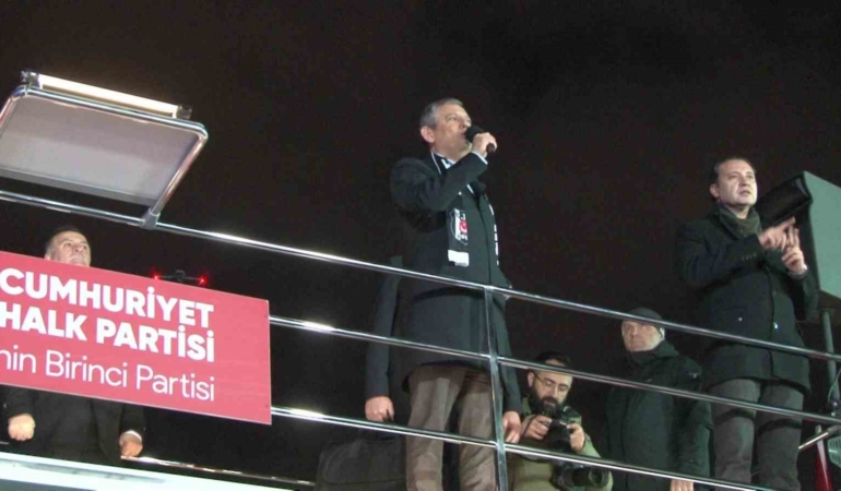 CHP Genel Başkanı Özel: "İstanbul aynı anda en çok metro inşaatının olduğu il oldu"