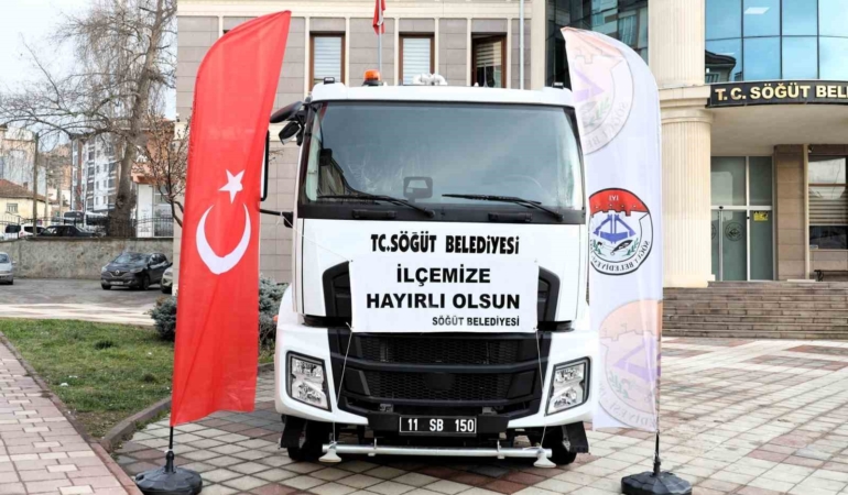 Belediye araç filosunu yeni arazözle güçlendirdi