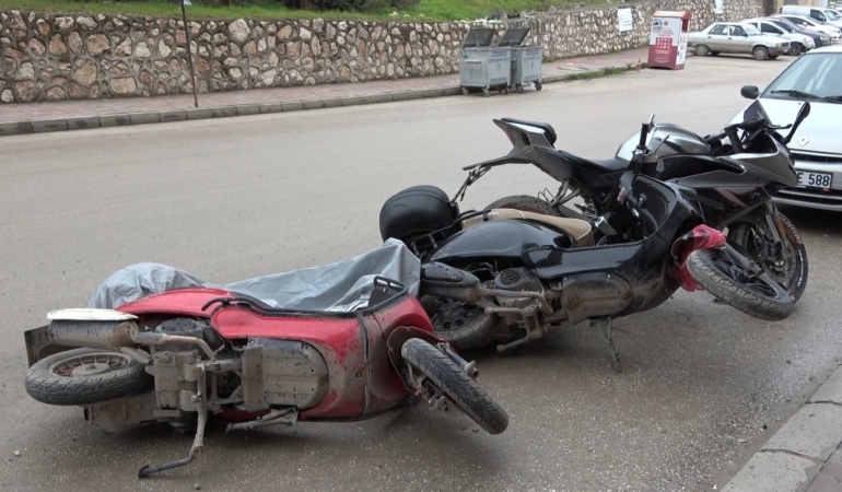 Bilecik’te kuvvetli rüzgâr hayatı olumsuz etkiledi