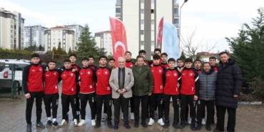 Başkan Şadi Özdemir’e Kızılcıklı’da çocuklardan kaykay park talebi geldi