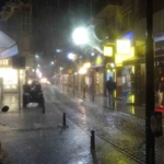 Çanakkale’de sağanak sonrası cadde ve sokaklar göle döndü