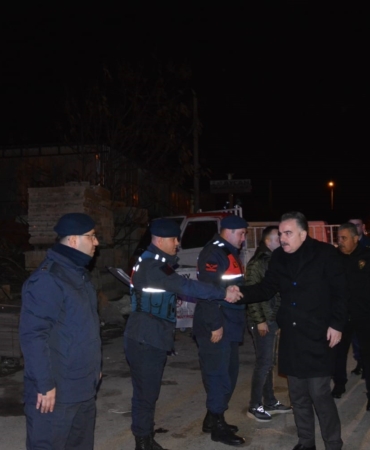 Kaymakam Odabaş yeni yılda görev başındaki personeli yalnız bırakmadı