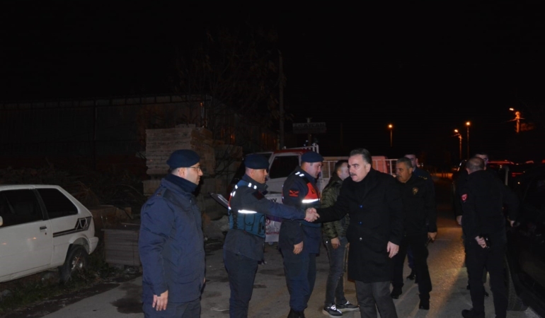 Kaymakam Odabaş yeni yılda görev başındaki personeli yalnız bırakmadı