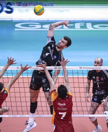 CEV Şampiyonlar Ligi: Halkbank: 3 - Galatasaray: 2
