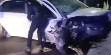 Ehliyetsiz sürücünün kullandığı otomobil başka bir araçla kafa kafaya çarpıştı: 4 yaralı