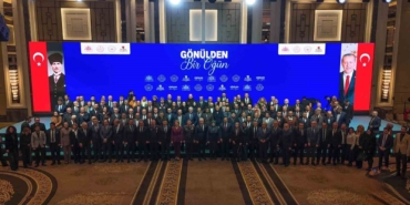 Vali Gül: "100 bin çocuğumuza sıcak yemek ulaştırmayı hedefliyoruz"