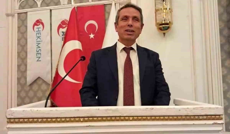 DES Genel Başkanı Çelebi’den velilere karne uyarısı: "Sevginizi notlara bağlamayın"