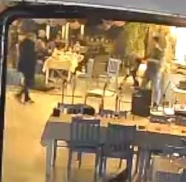 İstediği verilmeyince restorana tüfekle saldırdı: 1 ölü, 3 yaralı