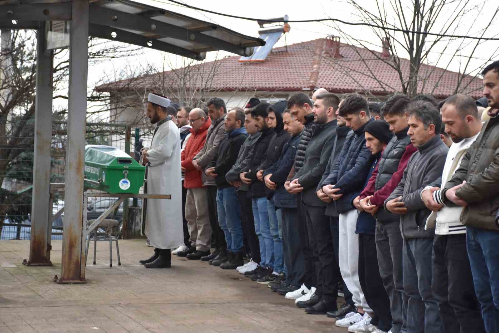 Kavgada tüfekle vurulan genç son yolculuğuna uğurlandı