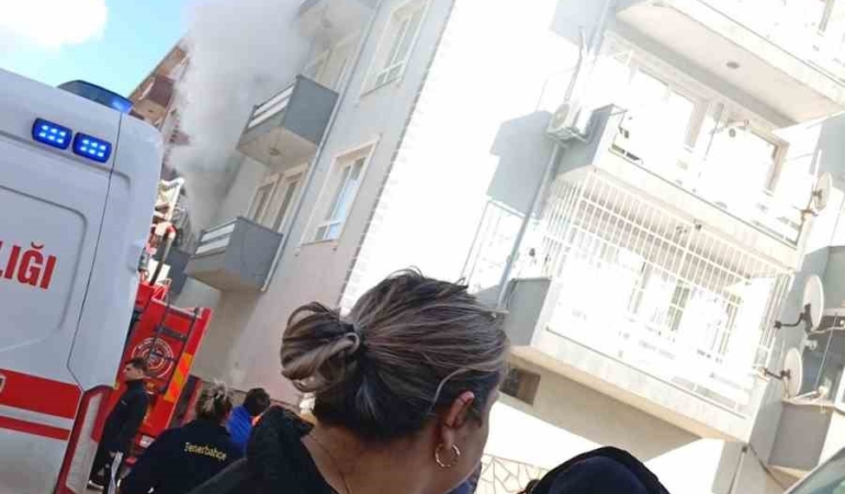 Bursa’da yangın faciası...Yatalak adam alev kapanında kaldı