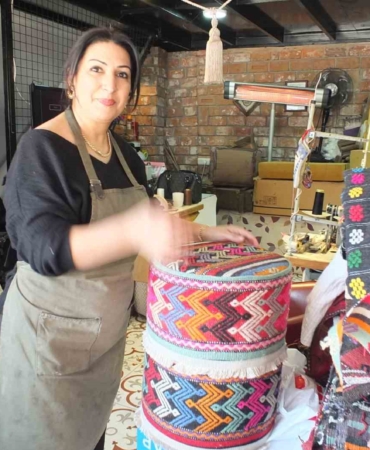 Eski halı ve kilimleri ekonomiye kazandırıyor
