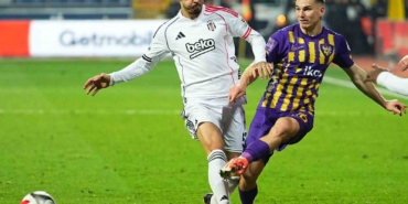 Trendyol Süper Lig: Eyüpspor: 0 - Beşiktaş: 1 (İlk yarı)