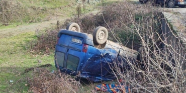 Kontrolden çıkan araç köprüden aşağı uçtu