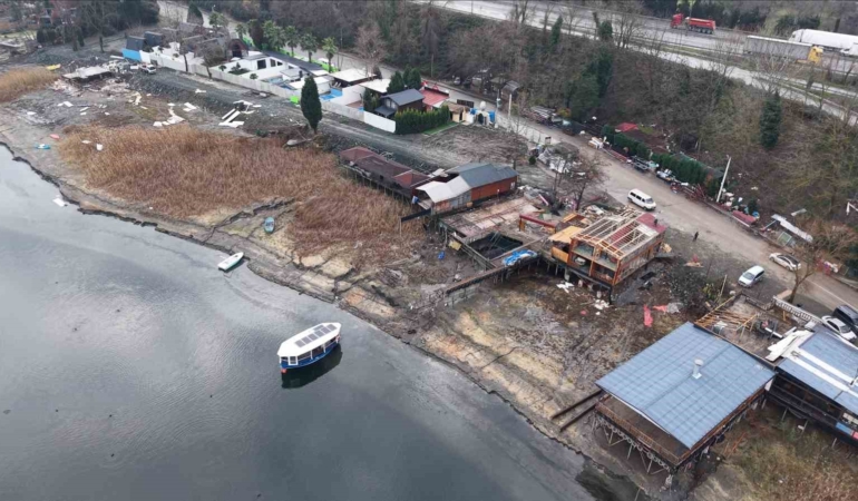 Sapanca Gölü’ndeki kaçak yapılar için ekipler sahaya iniyor