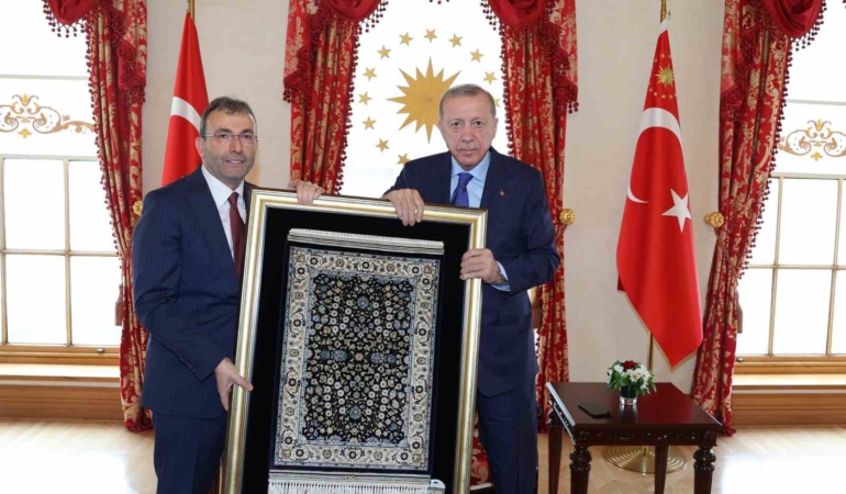 Cumhurbaşkanı Erdoğan Pendik Belediye Başkanı Ahmet Cin’i kabul etti