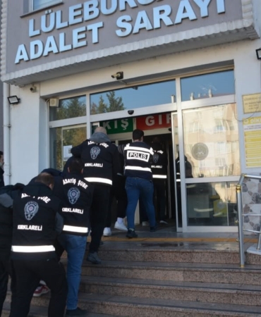 Kırklareli’nde gasp ve yağma şüphelisi 7 kişi tutuklandı