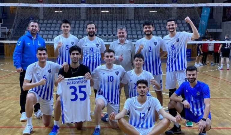 Karacabey Belediyespor play-off’un kapısından döndü