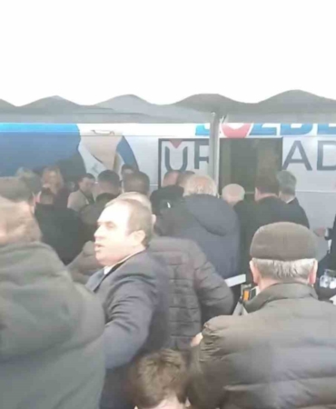 Bursa Büyükşehir Belediye Başkanı Mustafa Bozbey’e saldırı girişimi