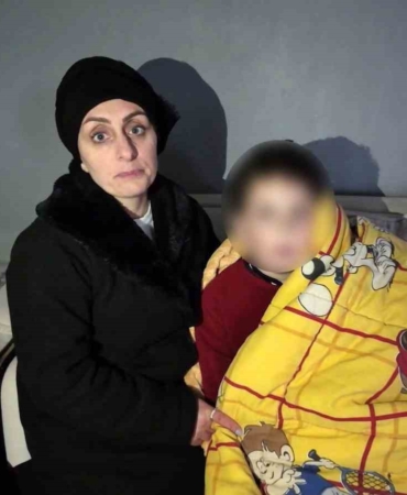 Sultanbeyli’de evi terk eden kocanın 2 çocuklu aileyi elektriksiz ve susuz bıraktığı iddia edildi