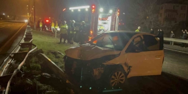 Tekirdağ’da alkollü sürücü aydınlatma direğine çarptı