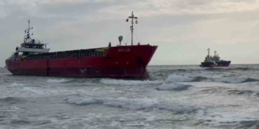 Tekirdağ’da karaya oturan gemi kurtarıldı