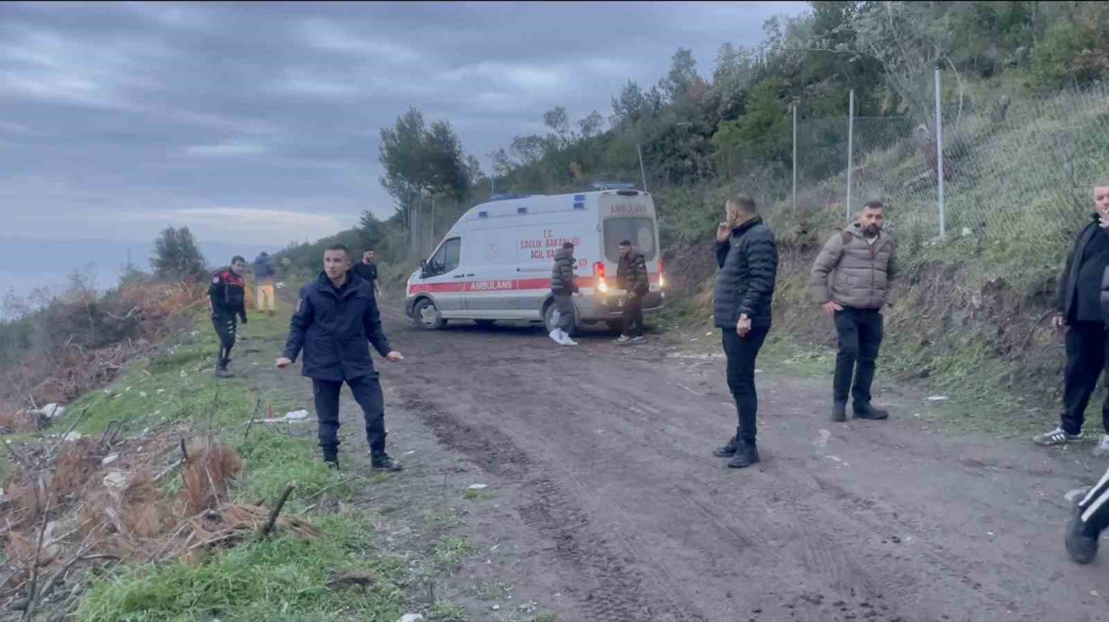 Bursa’da su kuyusunu temizleyen baba ve oğlu metan gazından etkilendi