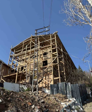 Asırlık miras korunuyor: 169 yıllık tarihi cami yeniden ibadete hazırlanıyor