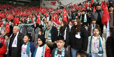 Osmangazi’de 90 çocuk Bursasporlu oldu