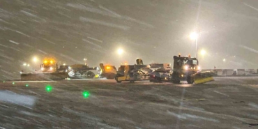 Sabiha Gökçen Havalimanı’nda karla mücadele çalışması