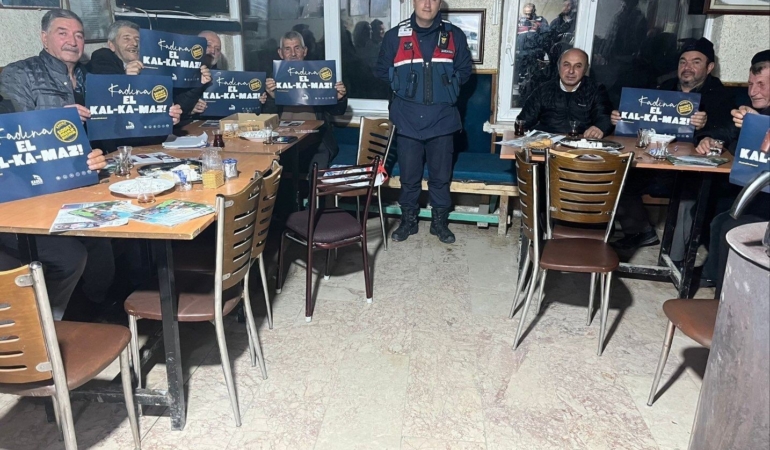 Bilecik’te jandarmadan köy halkına asayiş ve güvenlik bilgilendirmesi