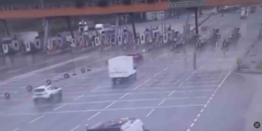 Bursa’da otoyolda pes dedirten görüntü: Ters şeritte kilometrelerce ilerledi