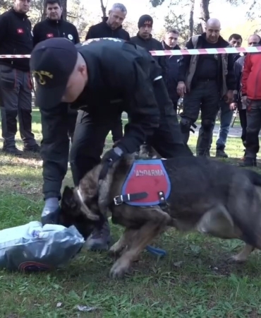 Jandarmadan nefes kesen tatbikat: ‘Mercek’ iz sürdü, kayıp 3 dakikada bulundu