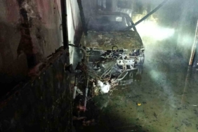 Çan’da çıkan yangında 1 otomobil ve 1 motosiklet yandı