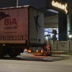 TIR’ın dorsesinden düşen işçi yaralandı