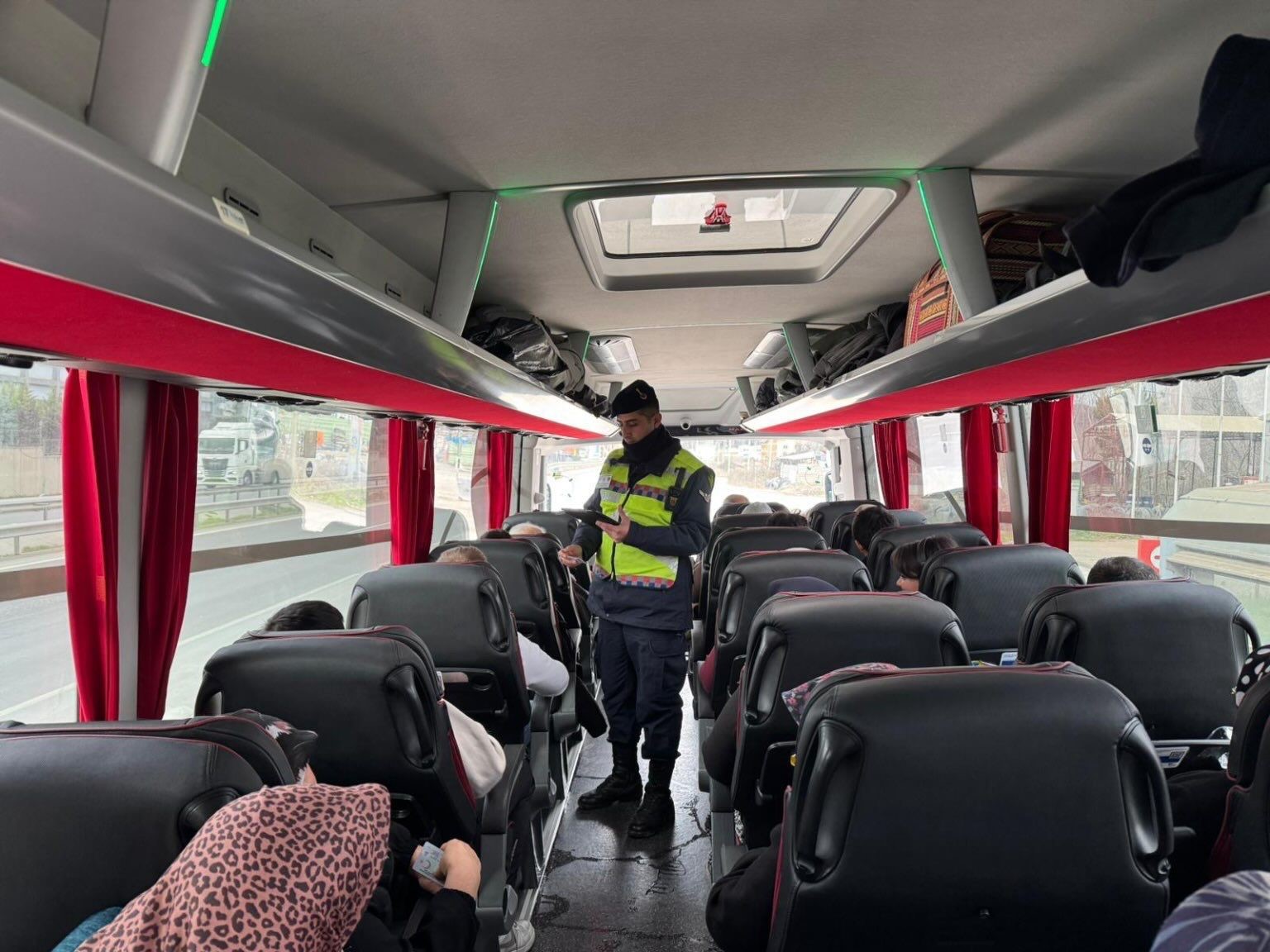 Bilecik’te gerçekleştirilen huzur uygulamasında binlerce liralık ceza