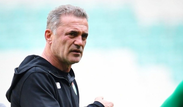 Bursaspor’da Tahsin Tam ile yollar ayrıldı