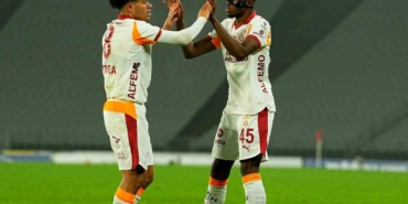 Victor Osimhen, bu sezonki gol sayısını 13’e yükseltti