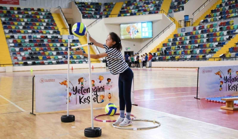 Balıkesir’de yetenekli sporcular keşfediliyor, şampiyonlar yetişiyor