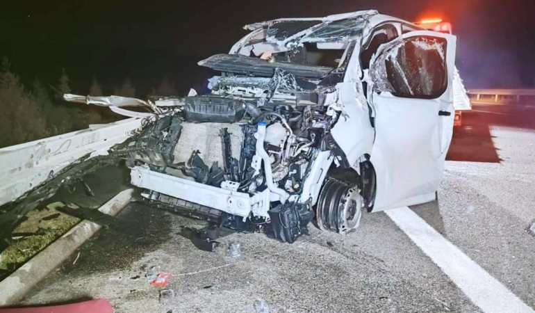 Altın yüklü zırhlı araç takla attı: 11 kilo altın sırra kadem bastı