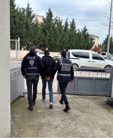 Bursa’da 8 yıl hapis cezası bulunan şahıs yakalandı