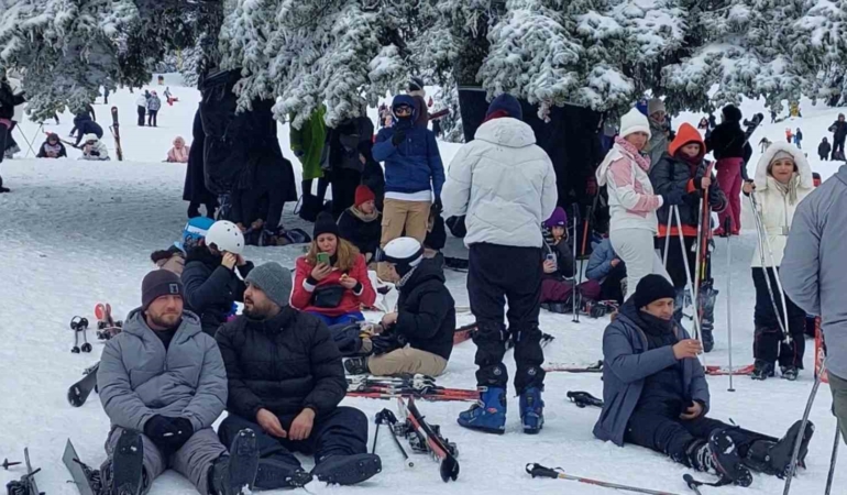 Uludağ’da telesiyej arızası: Mahsur kalan 40 tatilci kurtarıldı