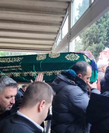 Tatil faciayla bitti: 3 yaşındaki çocuk toprağa verildi