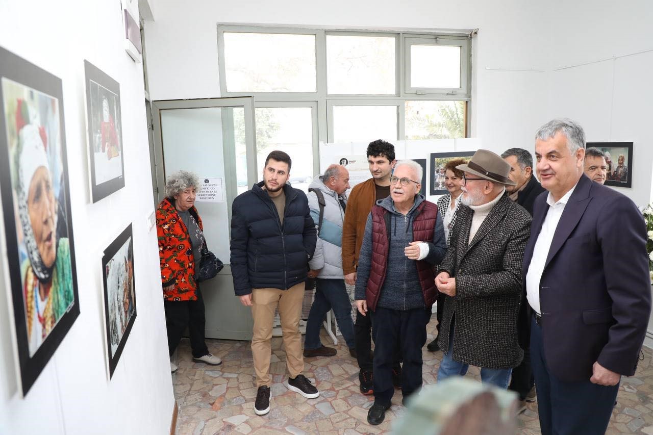 Edremit’te "Kazdağı Eteklerinde" fotoğraf sergisi açıldı