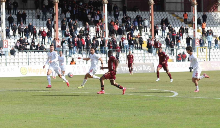 Trendyol 1. Lig: Bandırmaspor: 4 - Pendiksporspor: 1
