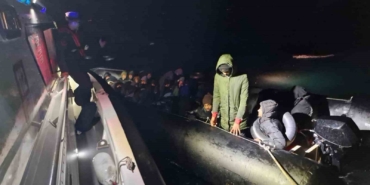 Balıkesir açıklarında 3’ü çocuk 29 göçmen yakalandı