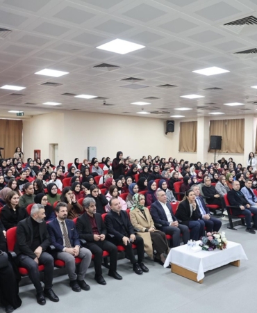 Gençler sordu usta gazeteciler ve Başkan Dursun yanıtladı