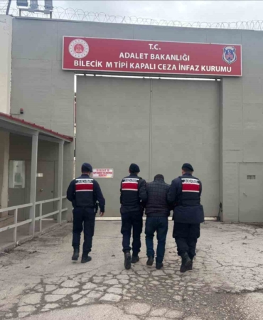 Bilecik’te aranan şahıs jandarma ekiplerince yakalandı