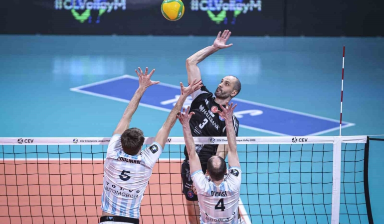 CEV Şampiyonlar Ligi: Halkbank: 2 - Knack Roeselare: 3